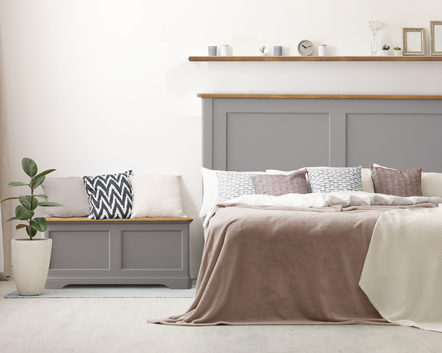 How to Create a Relaxing Bedroom Environment | Oak&More