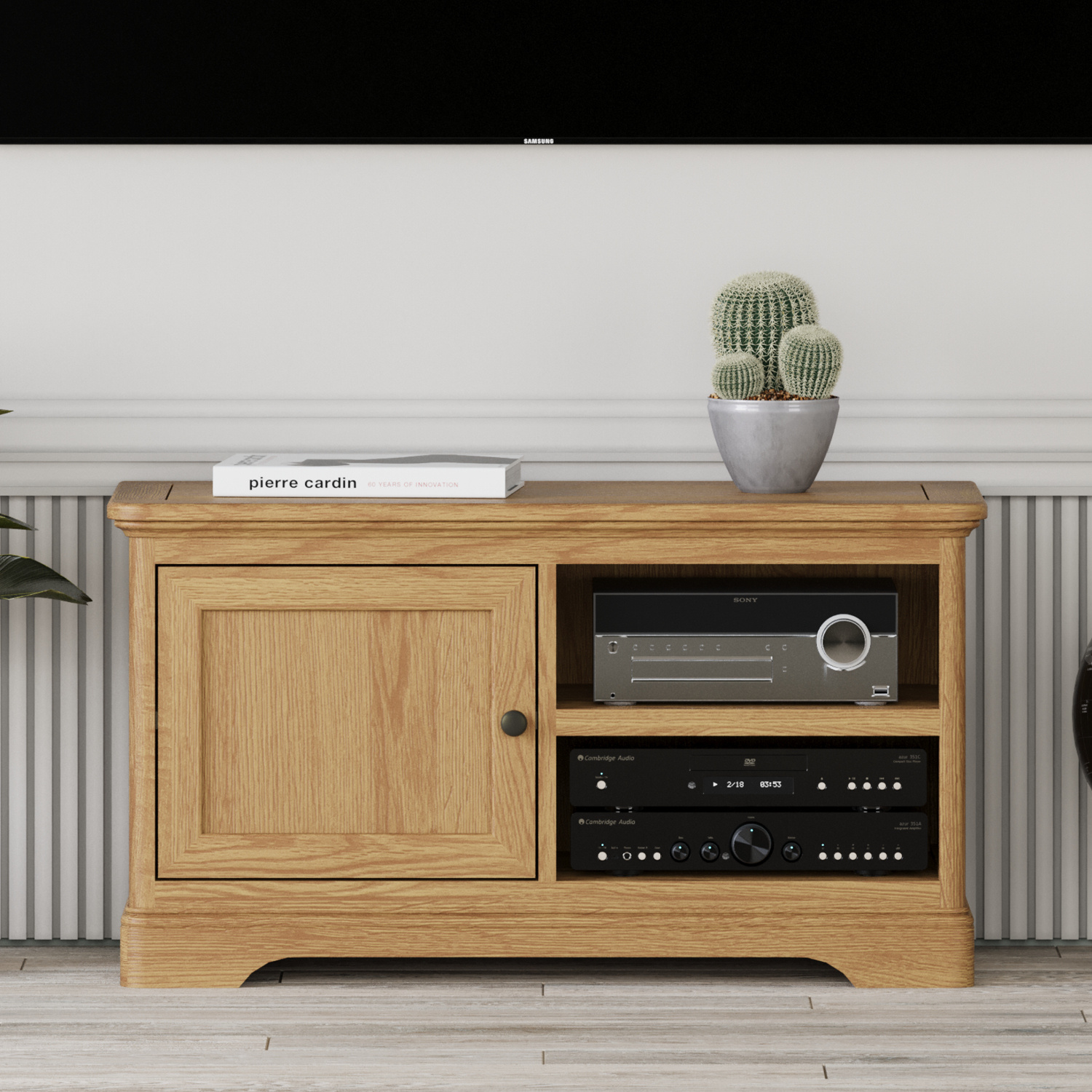 Cambridge Solid Oak Small Tv Cabinet
