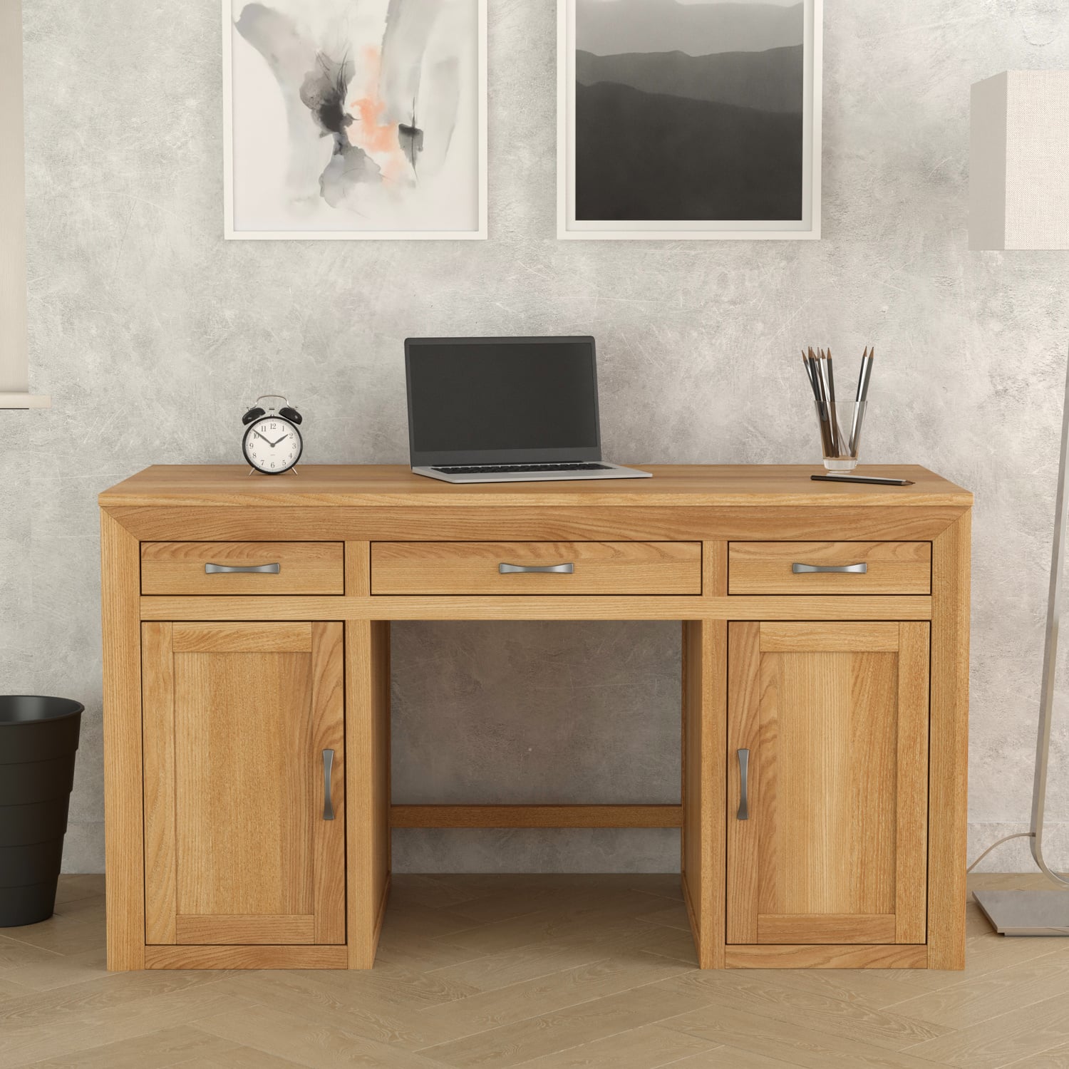 Tilt 100 Solid Oak Large Computer Desk