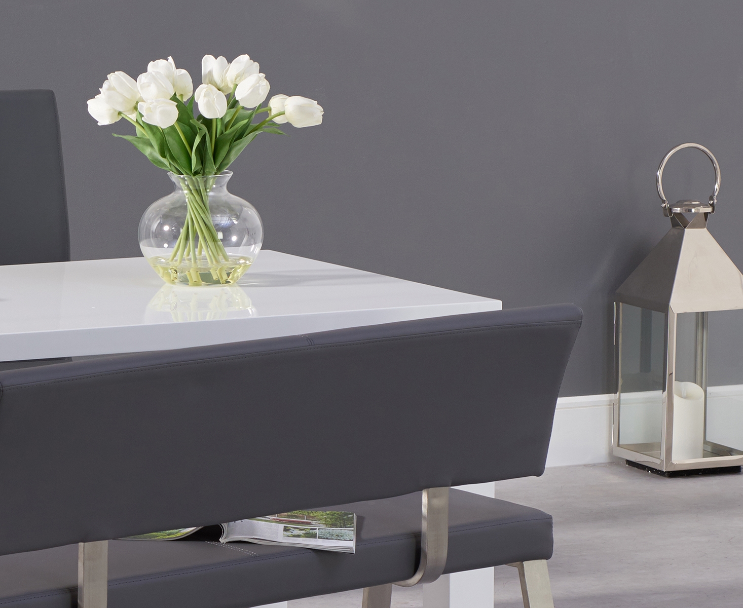 Seattle 160cm White High Gloss Dining Table with 2 Grey Austin Chairs and 1 Grey Bench