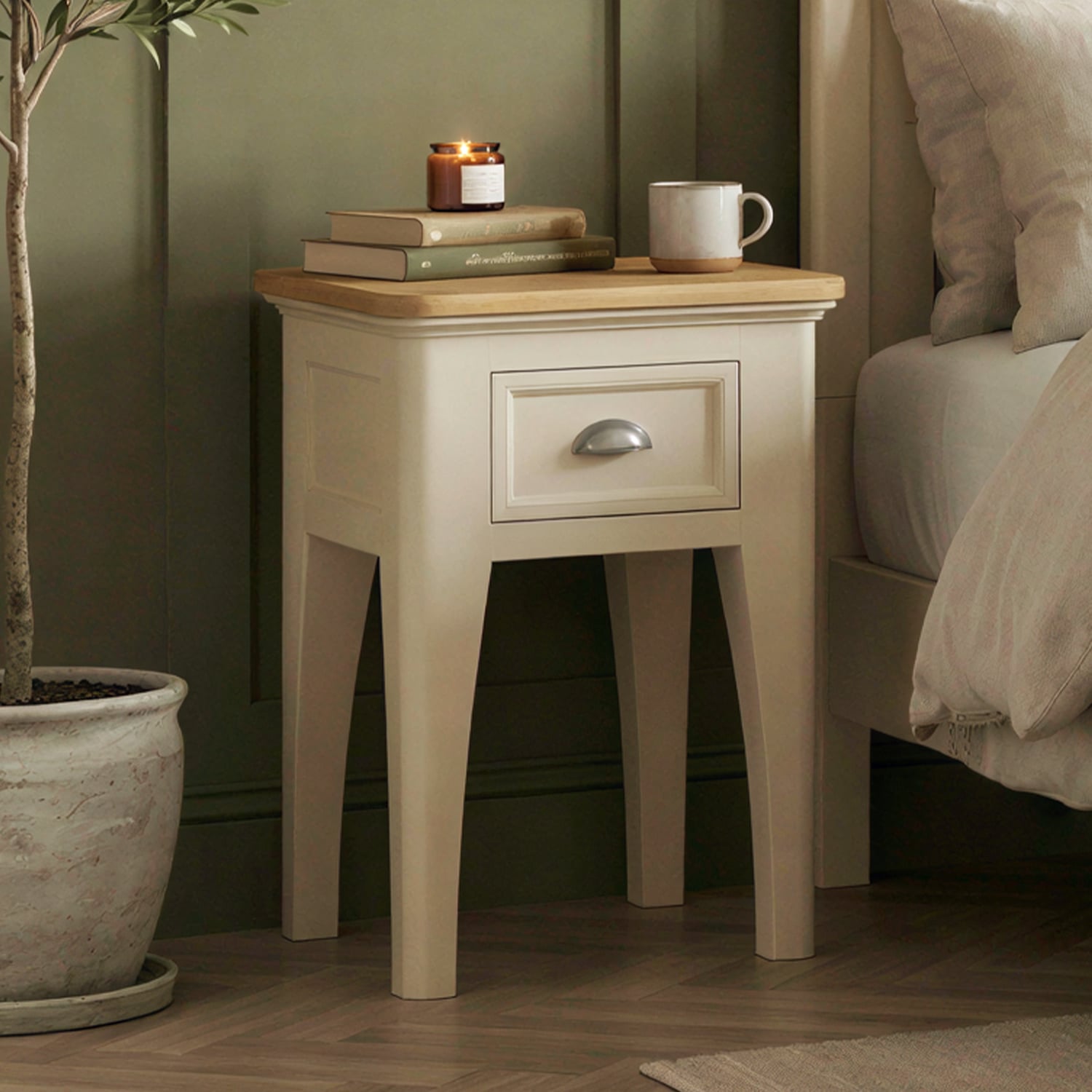 Madley Oak and Cream Painted 1 Drawer Bedside Table