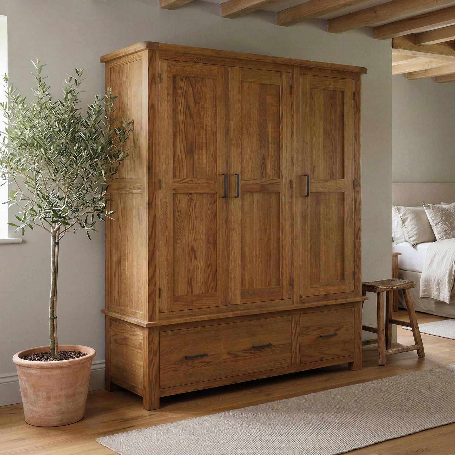 Rustic Solid Oak Triple Wardrobe 3 Doors 2 Drawers Adjustable Shelves