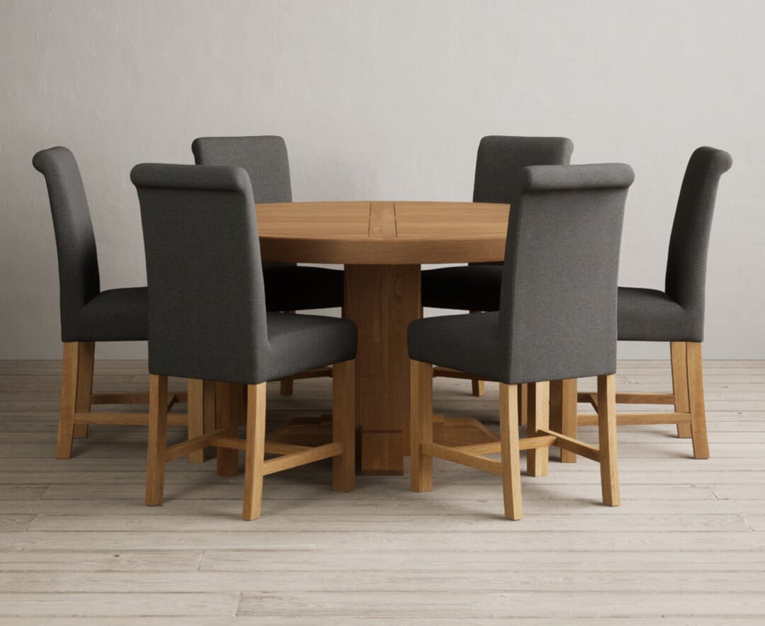 Helmsley 150cm Round Oak Dining Table with 8 Natural Braced Chairs