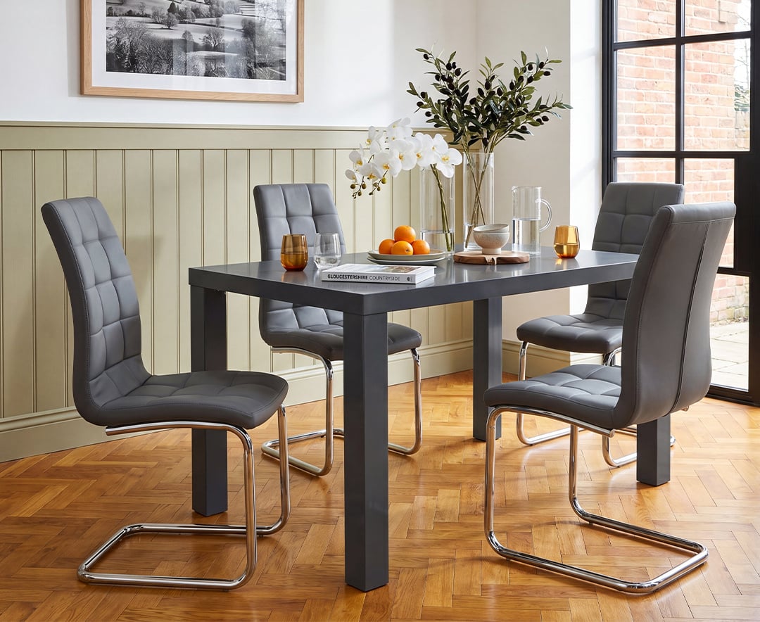 Seattle 120cm Dark Grey High Gloss Dining Table with 4 Grey Vigo Chairs